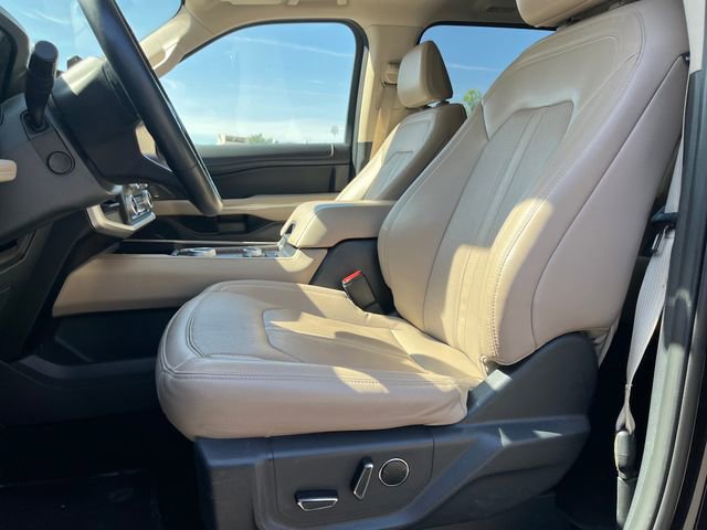 Used 2024 Ford Expedition Max Limited image 9