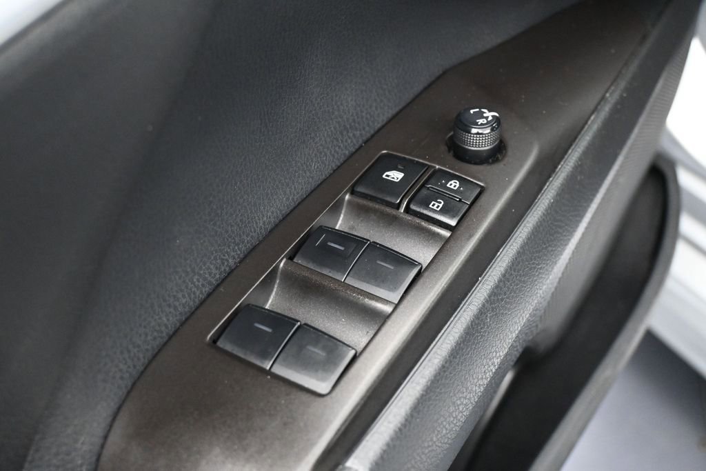 Used 2023 Toyota Camry SE FWD image 14