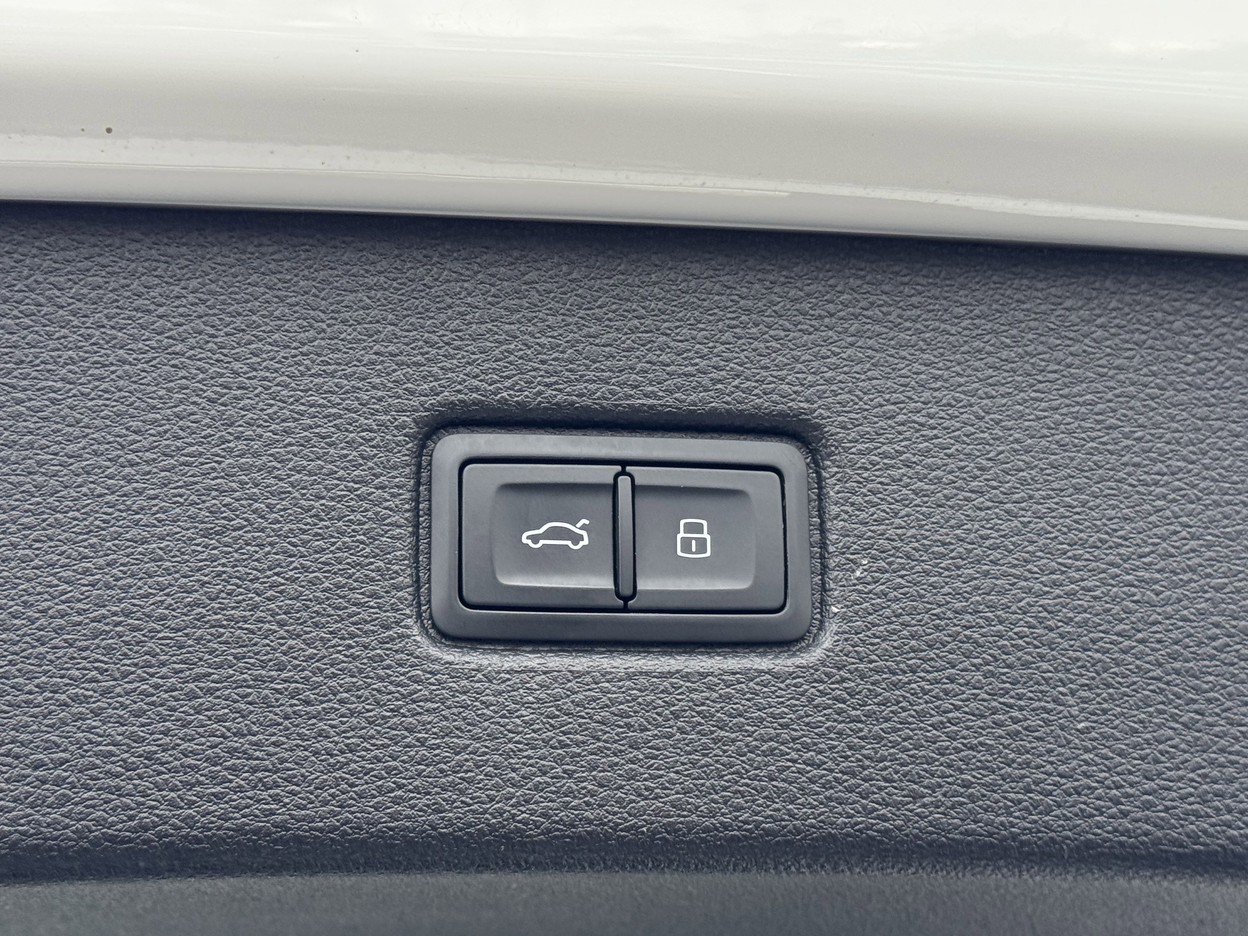 Used 2022 Audi Q7 Premium Plus image 37