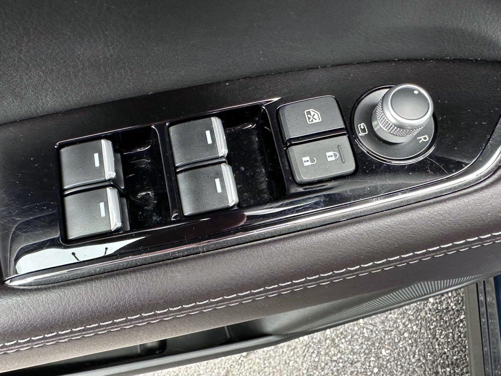 Used 2024 MAZDA CX-5 Signature AWD/4WD image 9