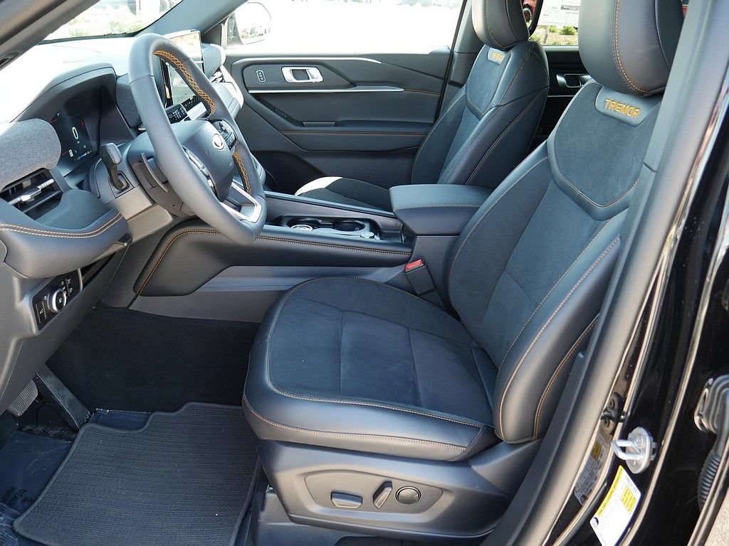 New 2026 Ford Explorer Tremor w/ Tremor Convenience Package AWD/4WD image 10