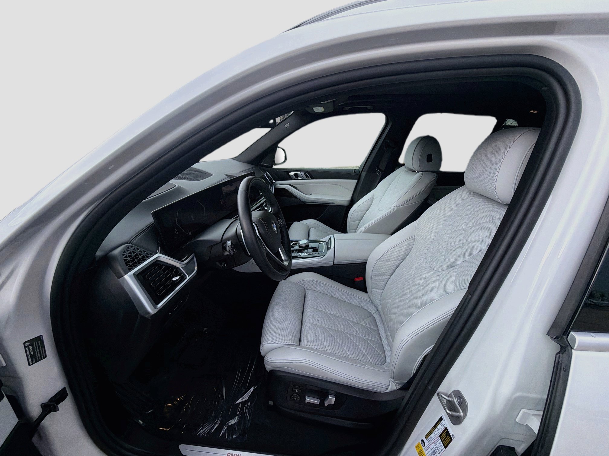 Used 2024 BMW X5 sDrive40i w/ Executive Package RWD image 19