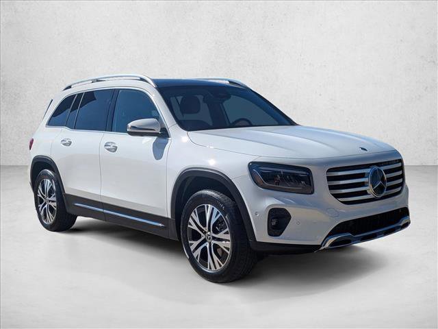 Certified 2025 Mercedes-Benz GLB 250 image 3