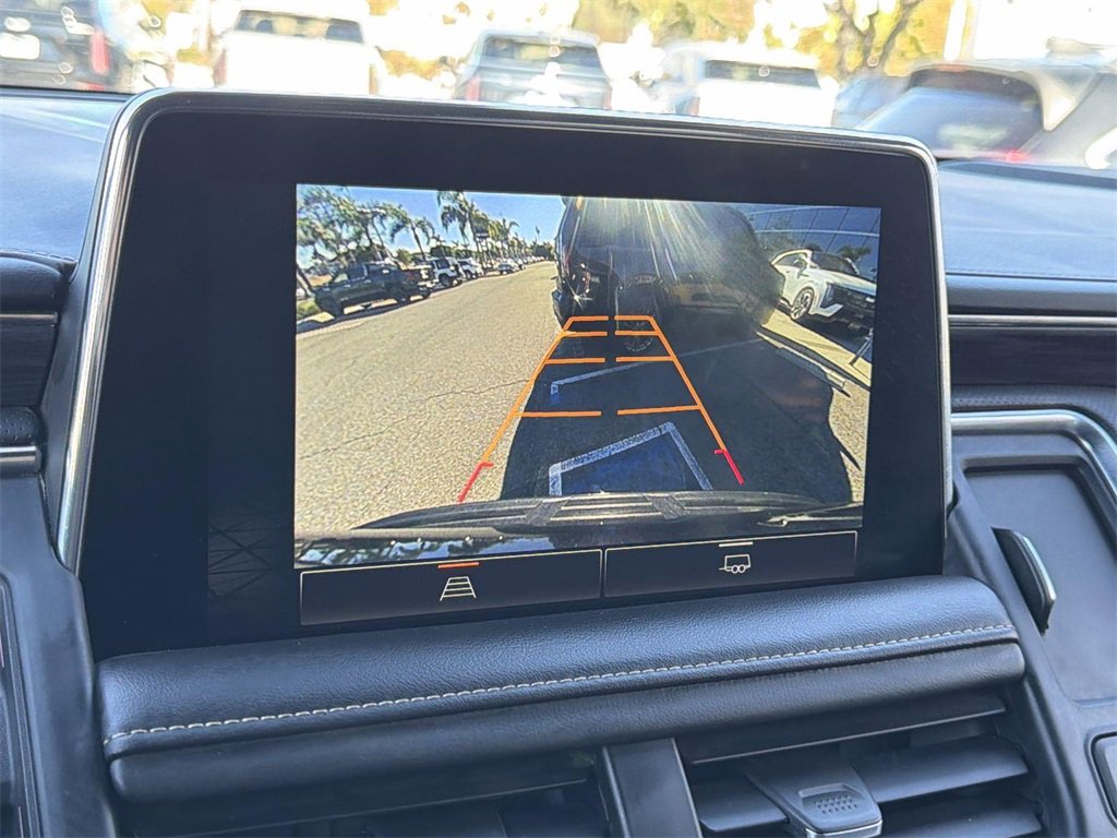 Used 2023 GMC Yukon SLT image 13