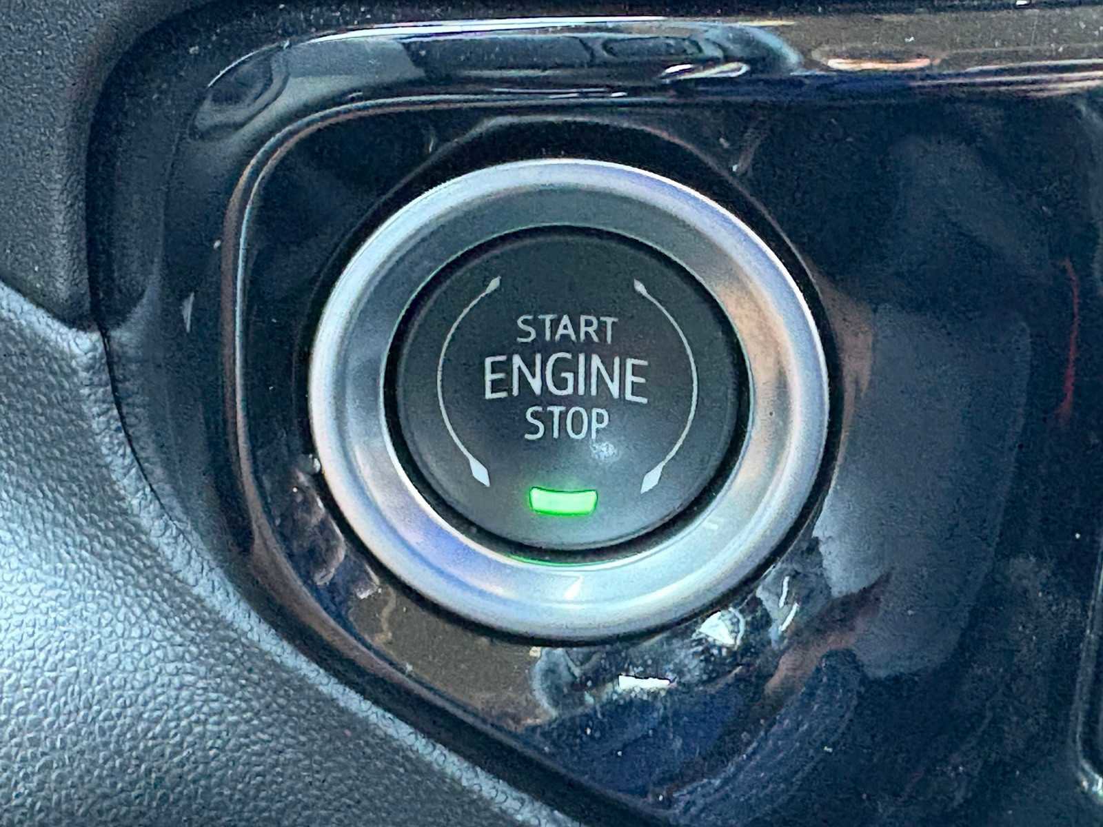 Used 2025 Chevrolet Silverado 1500 LT image 18