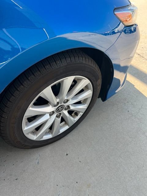 Used 2020 Toyota Camry LE FWD image 13