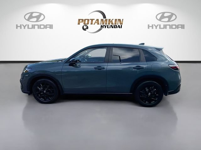 Used 2025 Honda HR-V Sport image 8