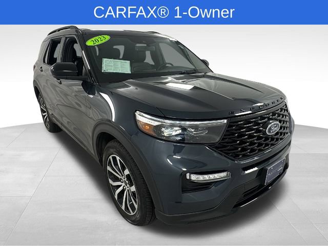 Used 2023 Ford Explorer ST-Line w/ Class IV Trailer Tow Package image 1