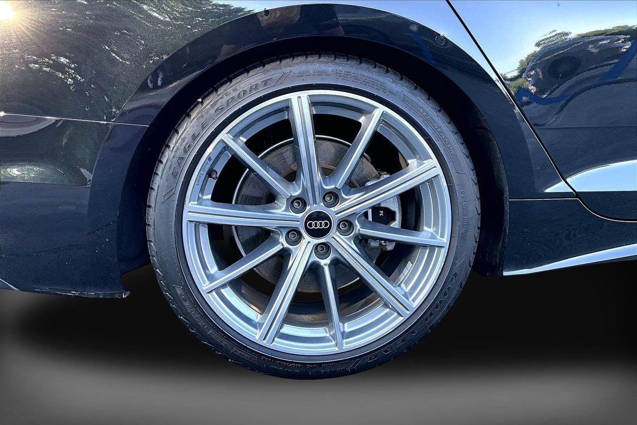Used 2025 Audi A5 2.0T Premium Plus AWD/4WD image 36