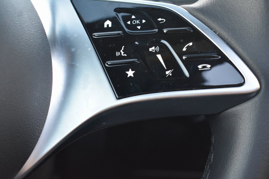 Used 2025 Mercedes-Benz CLA 250 image 17