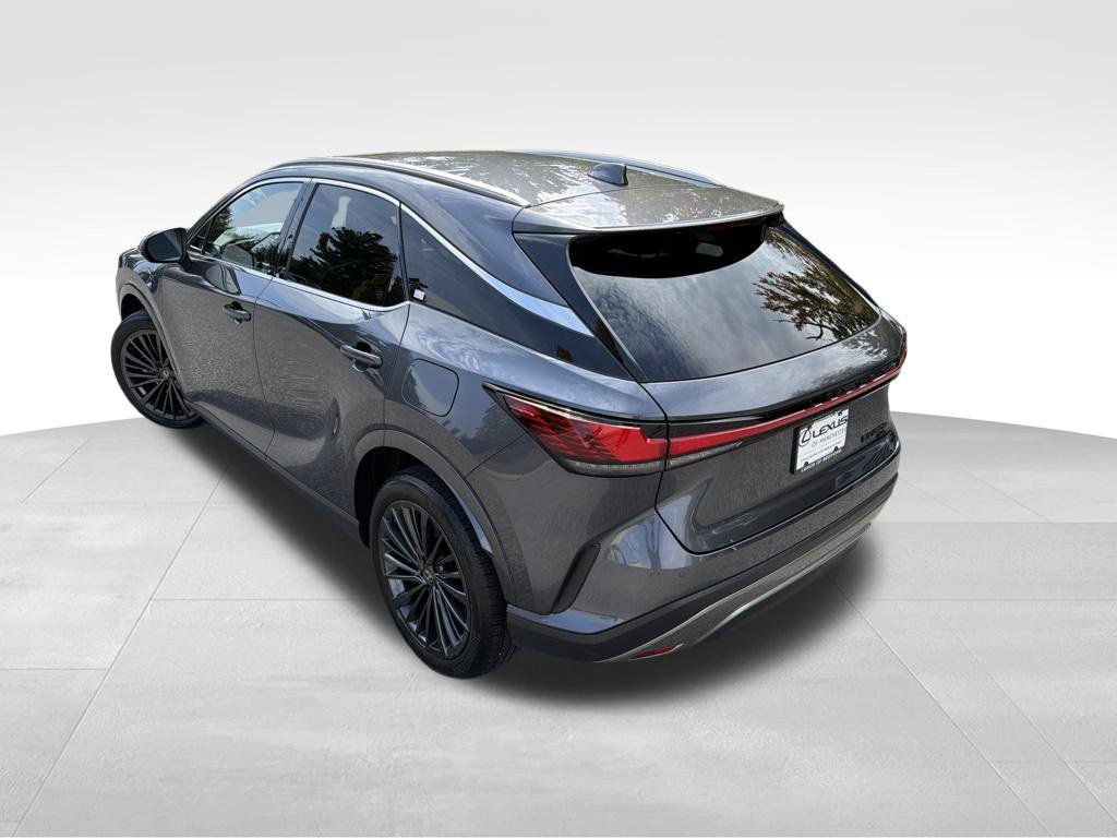 Used 2026 Lexus RX 450h AWD w/ Convenience Package image 4