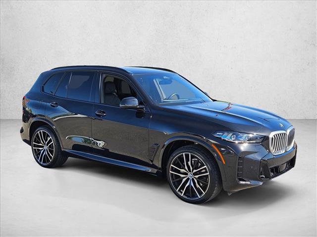 Used 2026 BMW X5 xDrive40i w/ M Sport Package AWD/4WD image 3