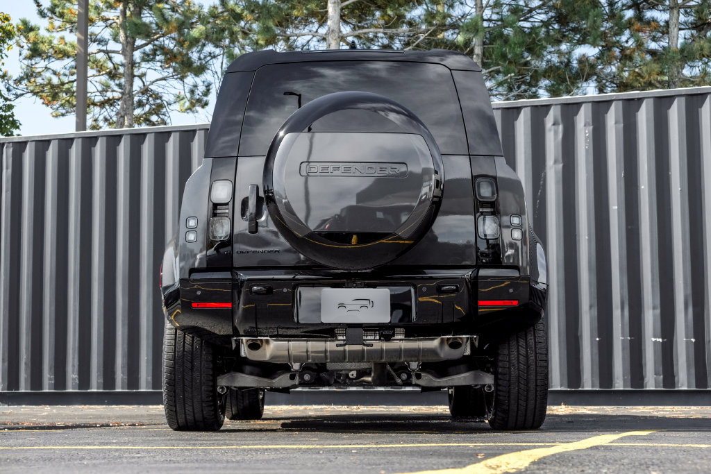 New 2026 Land Rover Defender 110 X-Dynamic SE AWD/4WD image 7