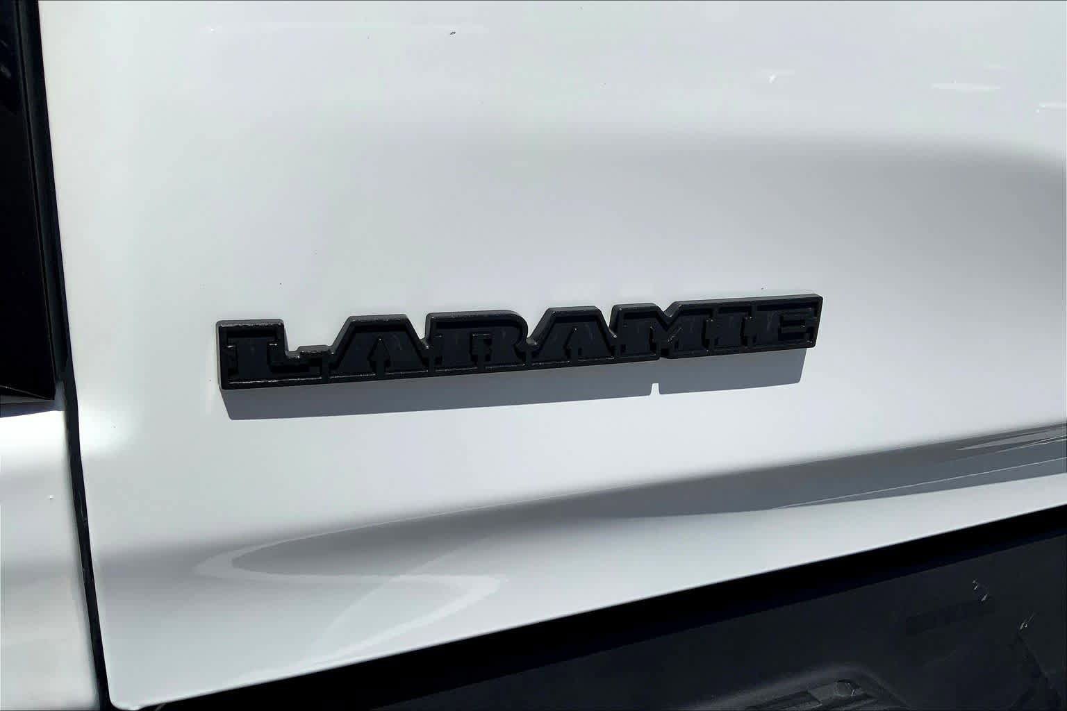 Used 2025 RAM 1500 Laramie w/ Night Edition image 10