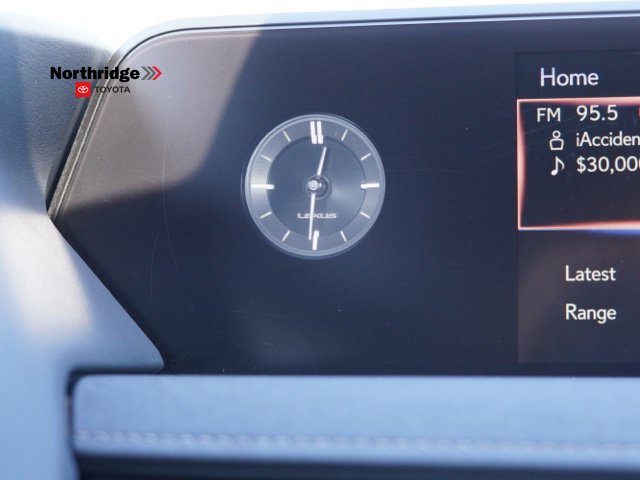 Used 2022 Lexus UX 200 w/ Premium Package FWD image 24