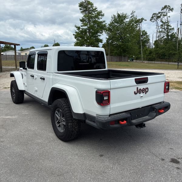 Used 2025 Jeep Gladiator Mojave AWD/4WD image 7