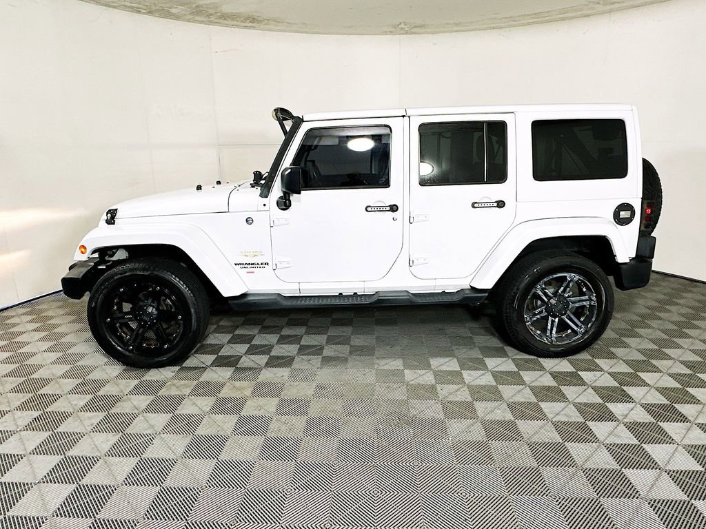 Used 2014 Jeep Wrangler Unlimited Sahara w/ Connectivity Group image 5