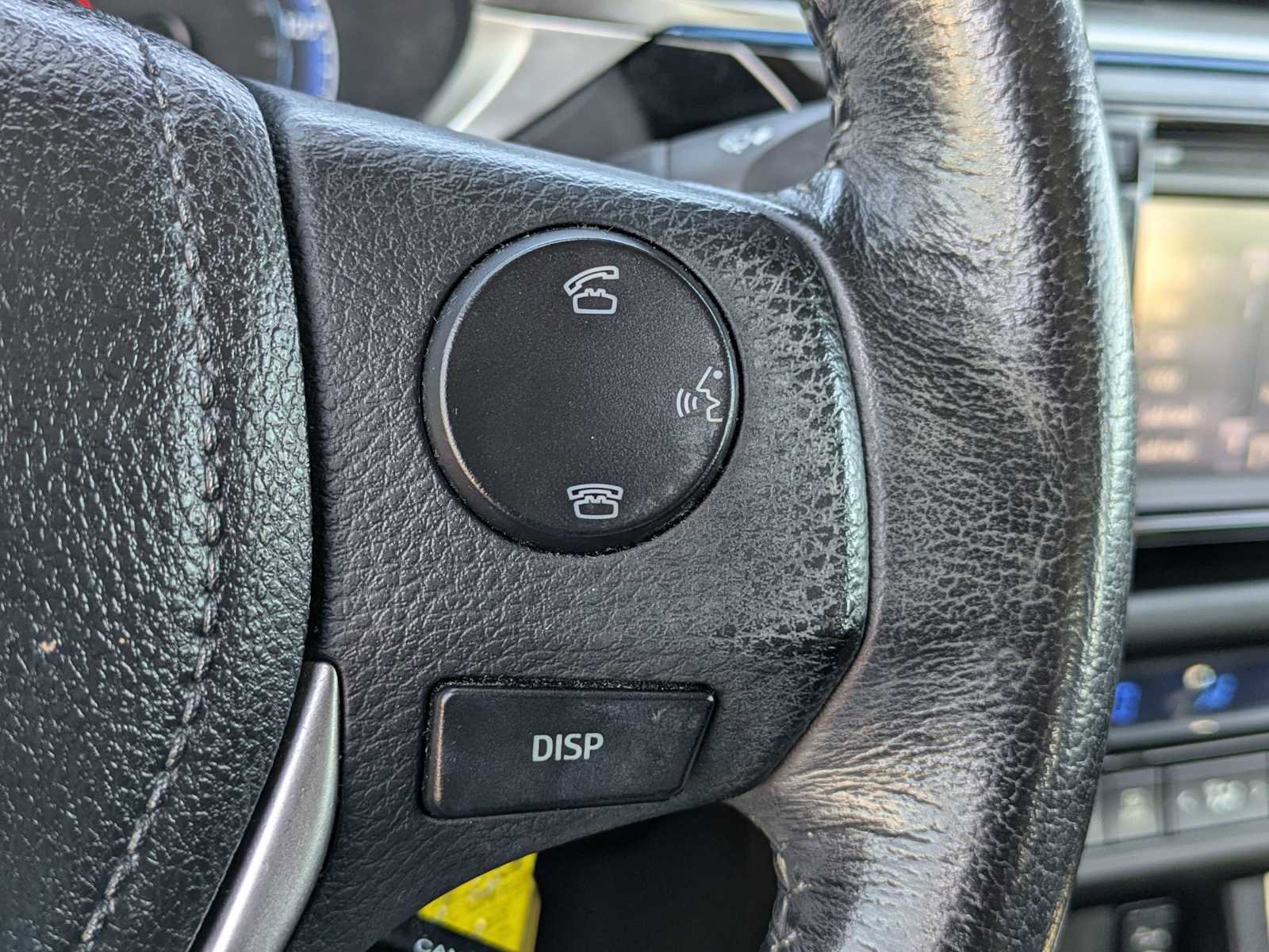 Used 2015 Toyota Corolla S image 22