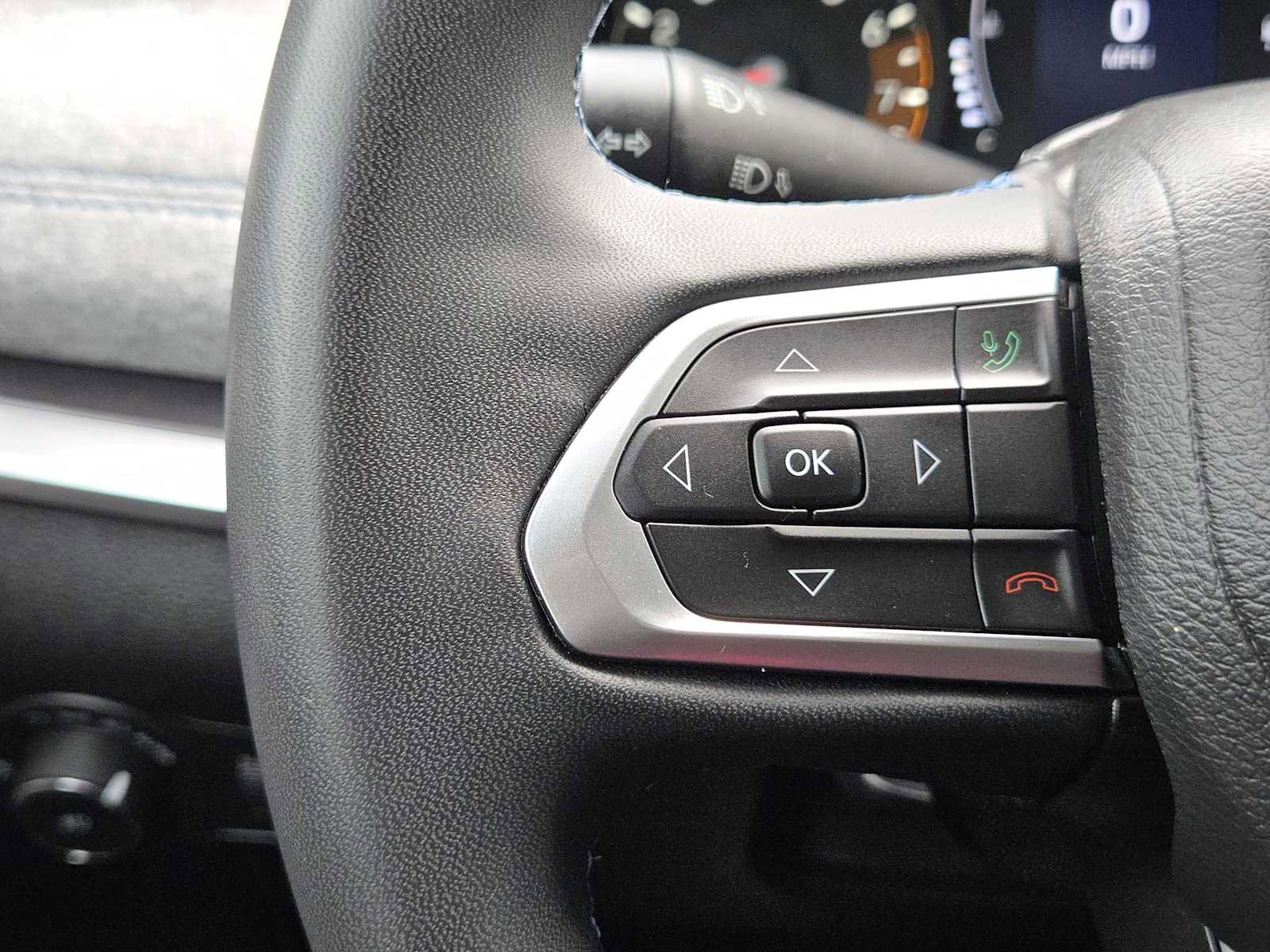 Used 2022 Jeep Compass Latitude image 27