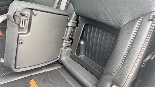 Used 2024 GMC Sierra 1500 AT4 w/ Technology Package image 21