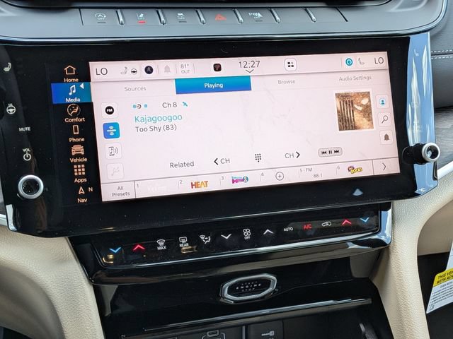 New 2026 Jeep Grand Cherokee Limited w/ Luxury Tech Group II AWD/4WD image 24