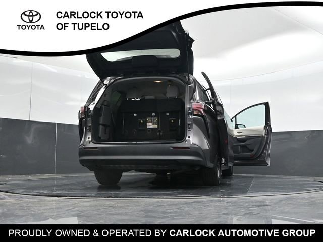 Used 2022 Toyota Sienna LE FWD image 47