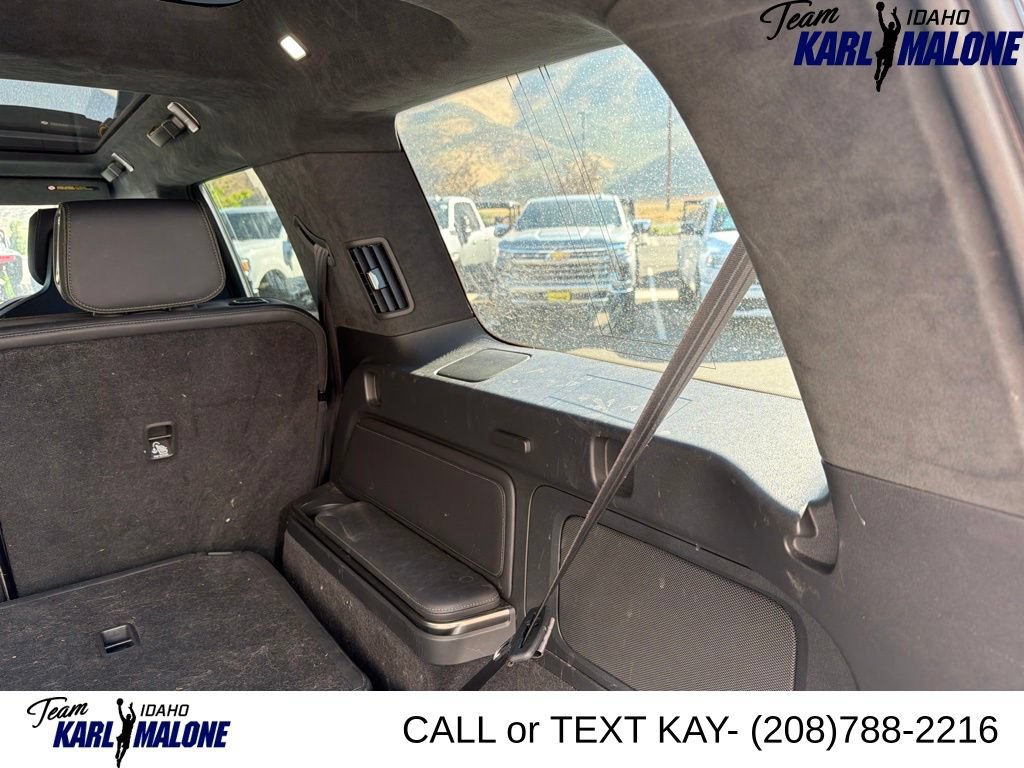 Used 2023 Rivian R1S Adventure AWD/4WD image 10