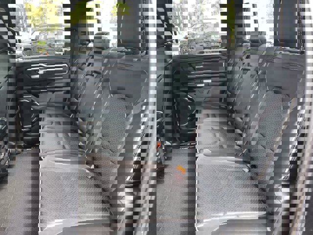 Used 2022 RAM 1500 Laramie w/ Sport Appearance Package image 16