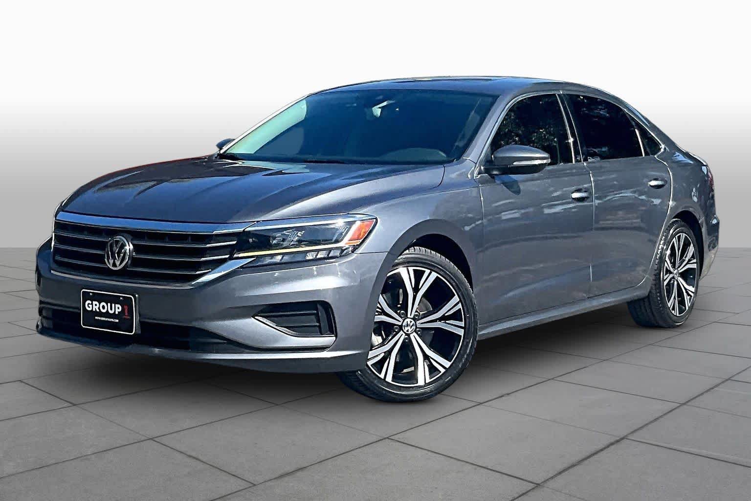 Used 2022 Volkswagen Passat 2.0T SE