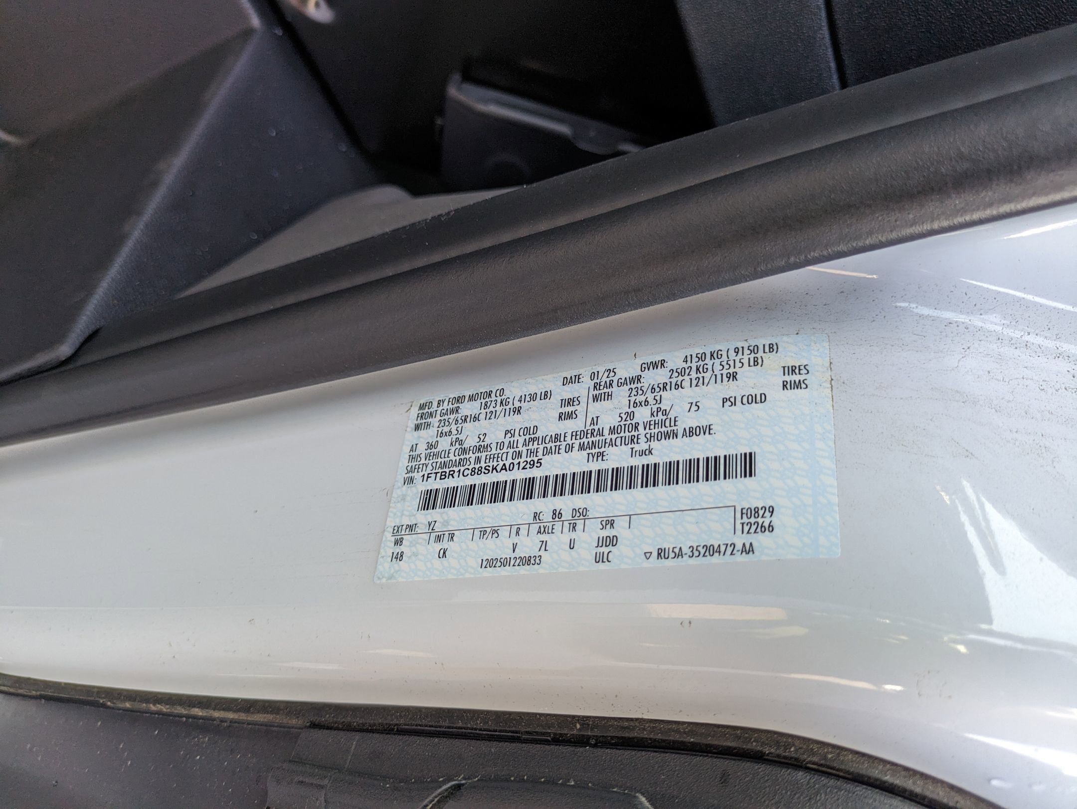 New 2025 Ford Transit 250 148 Medium Roof image 33