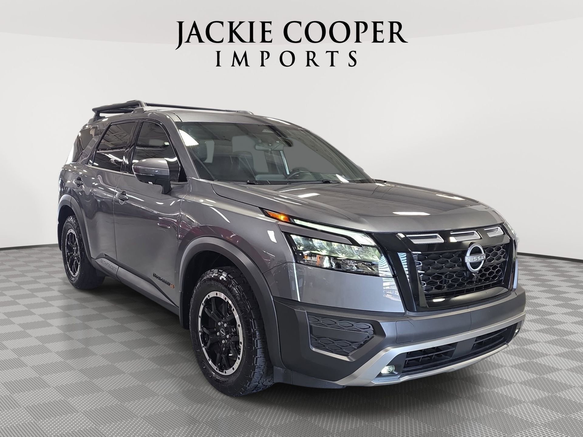 Used 2025 Nissan Pathfinder Rock Creek image 3