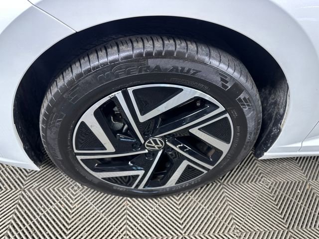 Used 2024 Volkswagen Jetta SEL image 10