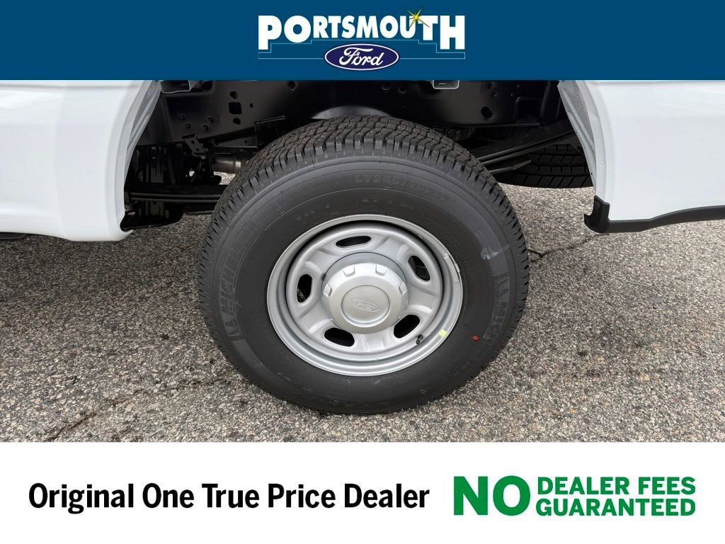 New 2026 Ford F250 XL w/ FX4 Off-Road Package image 28