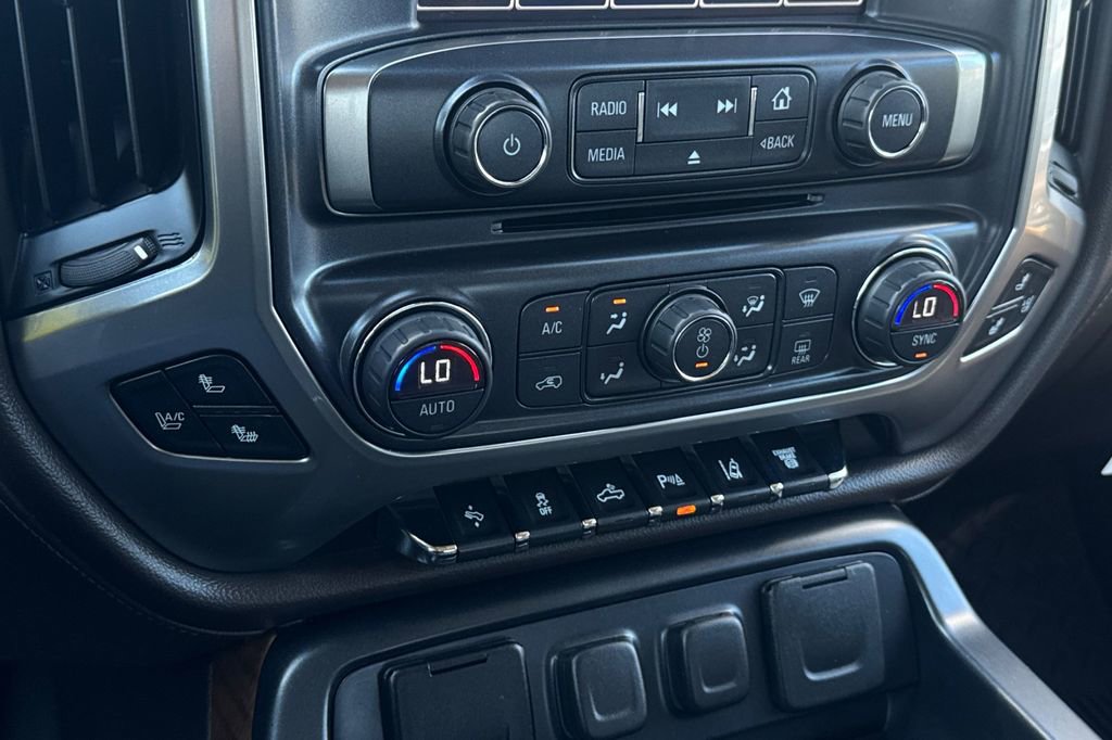 Used 2015 Chevrolet Silverado 2500 LTZ w/ Duramax Plus Package image 23