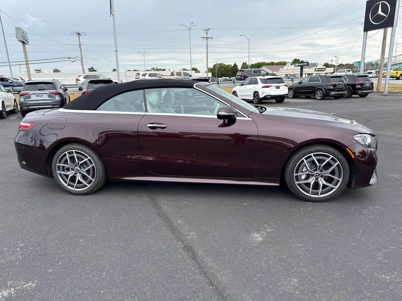 Used 2023 Mercedes-Benz E 450 4MATIC Cabriolet image 5