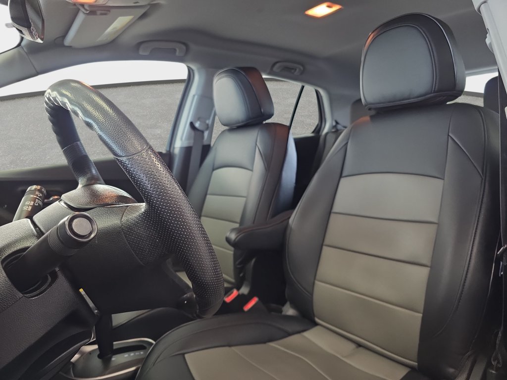 Used 2020 Chevrolet Trax LS FWD image 12