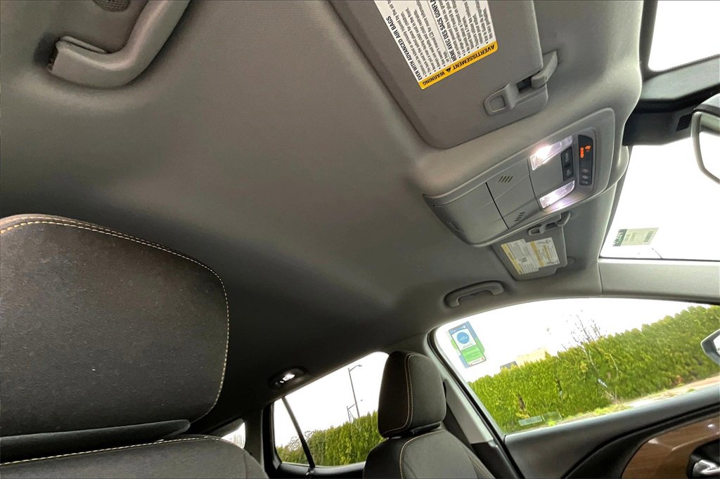 Used 2021 GMC Terrain SLE image 15