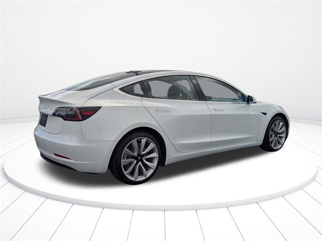 Used 2018 Tesla Model 3 Long Range image 9