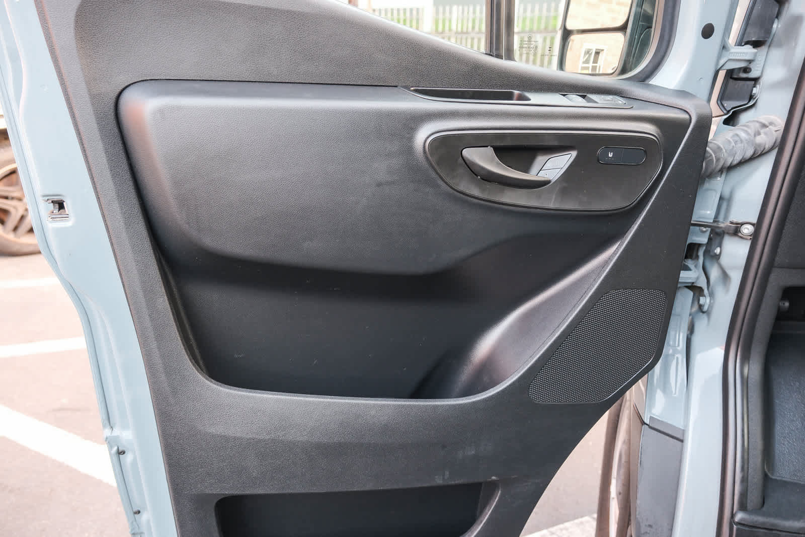 Used 2024 Mercedes-Benz Sprinter 2500 w/ Acoustic Package image 69