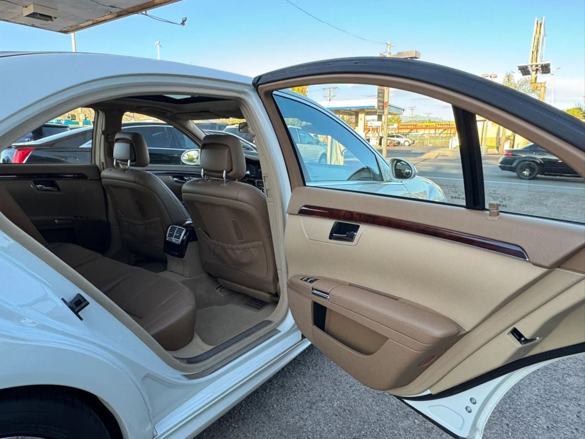 Used 2009 Mercedes-Benz S 550 image 20