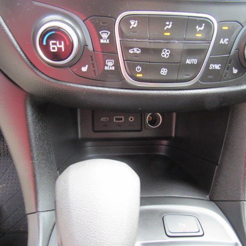 Used 2024 Chevrolet Equinox LT FWD image 21