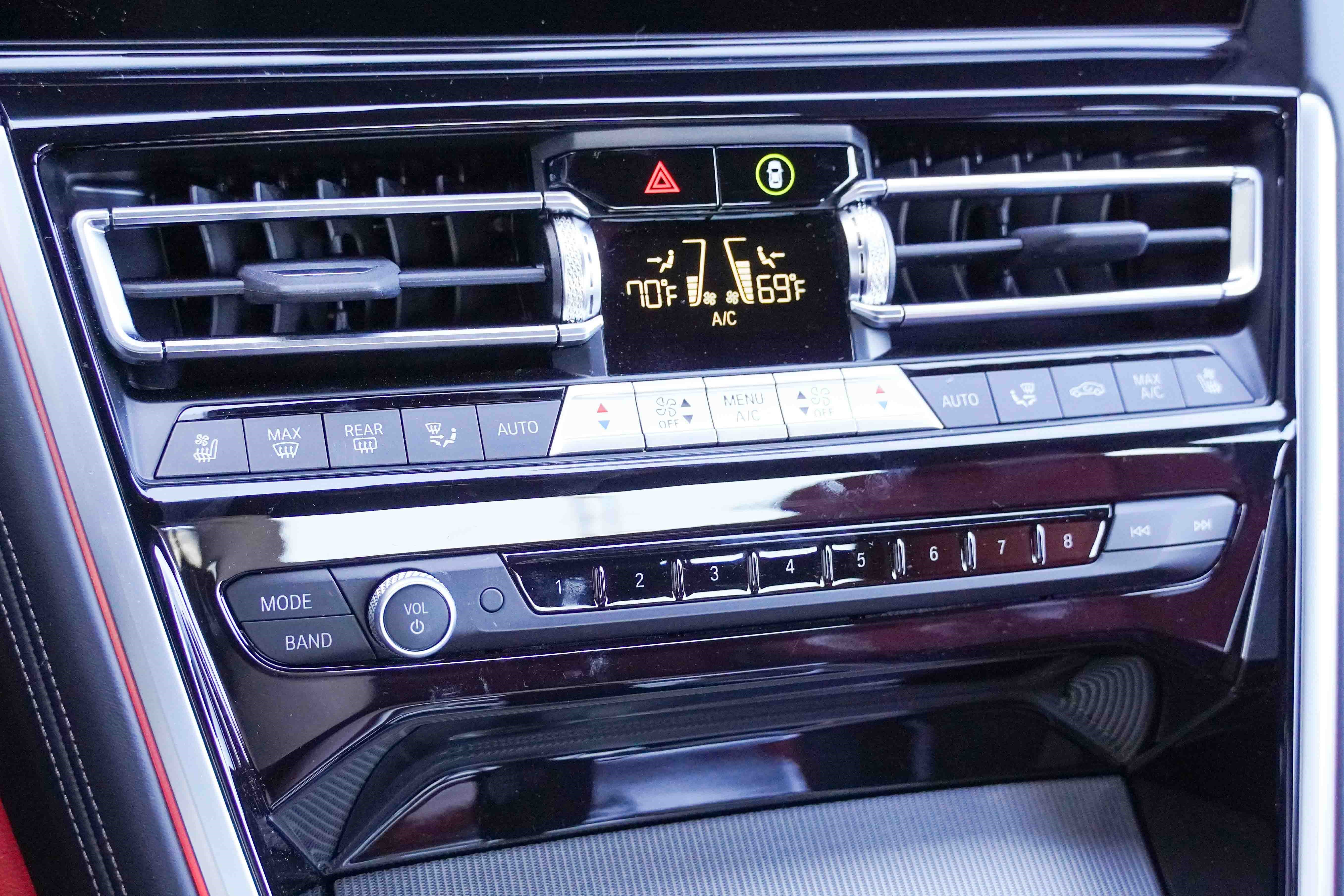 Certified 2025 BMW M850i xDrive Coupe image 29