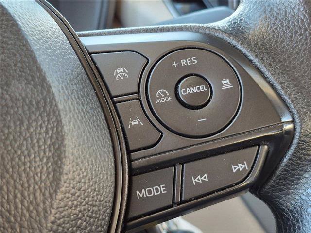 Used 2025 Toyota Corolla LE FWD image 14