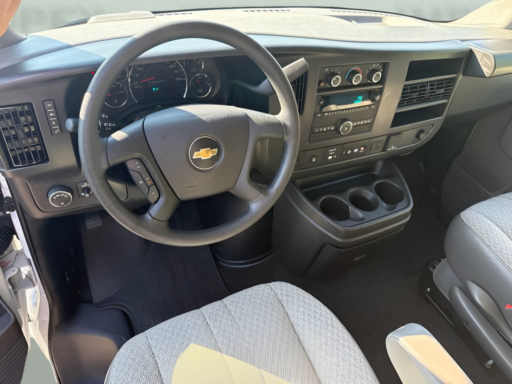 Used 2025 Chevrolet Express 3500 LT w/ LT Preferred Equipment Group RWD image 25