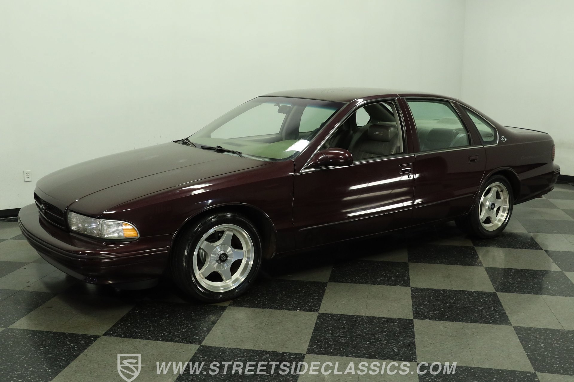 Used 1996 Chevrolet Impala SS RWD image 6