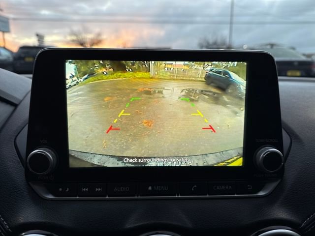 Used 2022 Nissan Sentra SV image 24