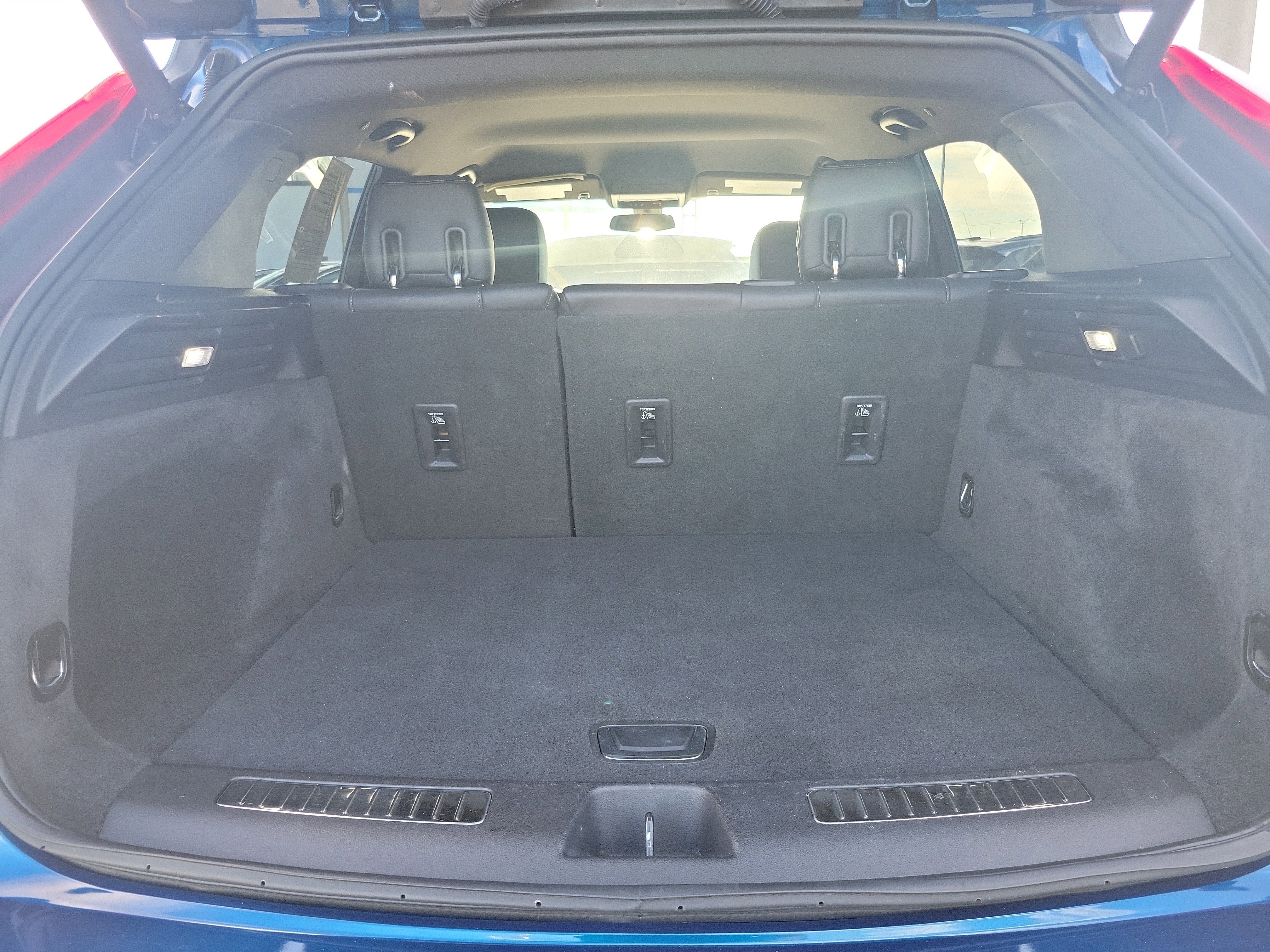 Used 2019 Cadillac XT4 Premium Luxury image 11