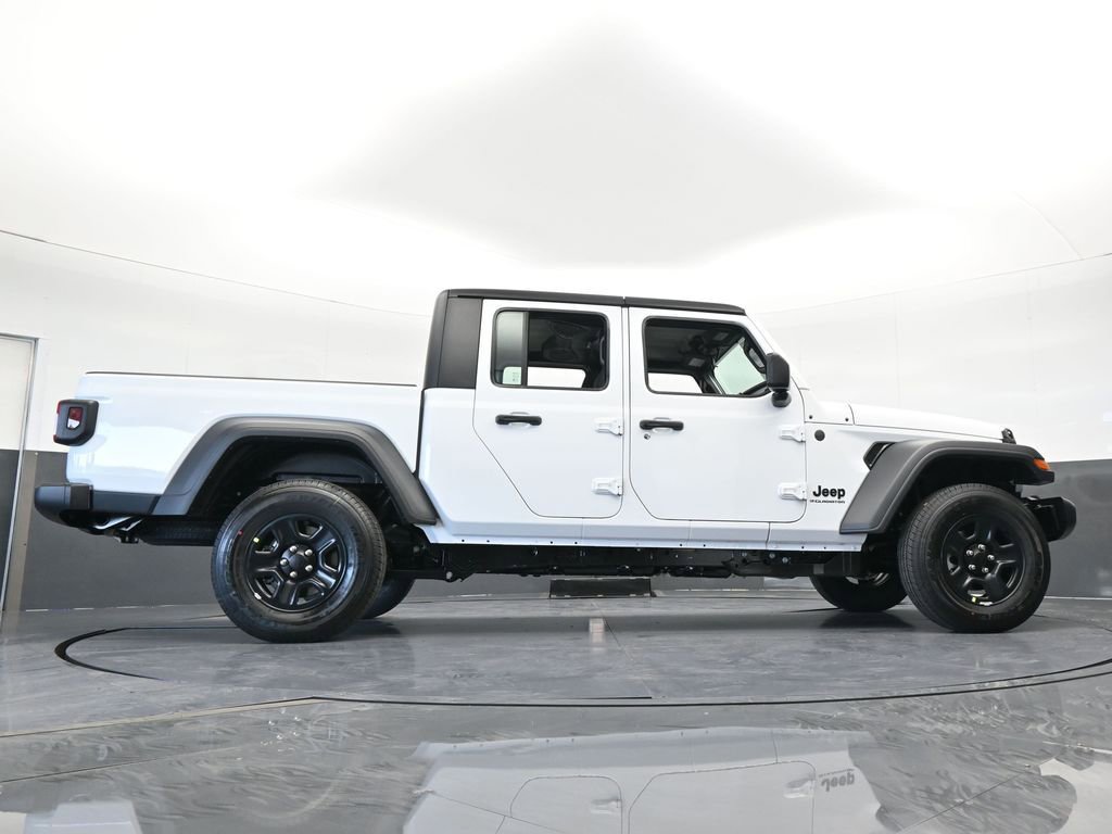 New 2026 Jeep Gladiator Sport AWD/4WD image 55