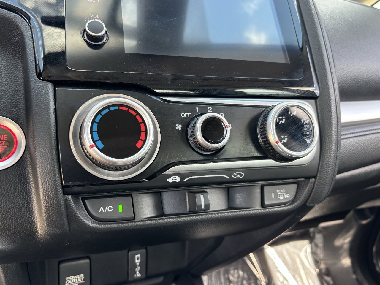 Used 2018 Honda Fit EX-L image 23