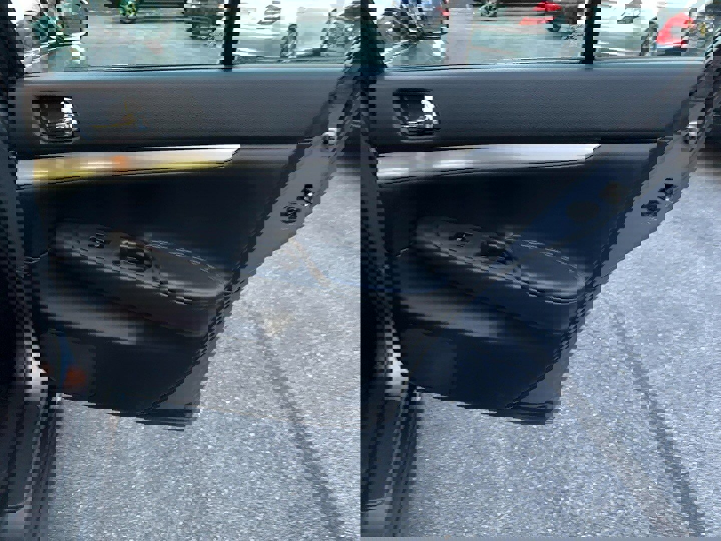 Used 2010 INFINITI G37 x Sedan w/ Premium Pkg image 24